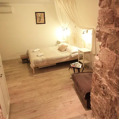 Apartment Emperor Diocletian *